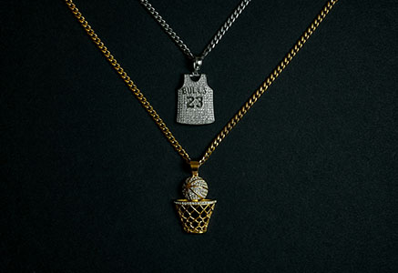 Тандем серебра и золота: уместно ли сочетание