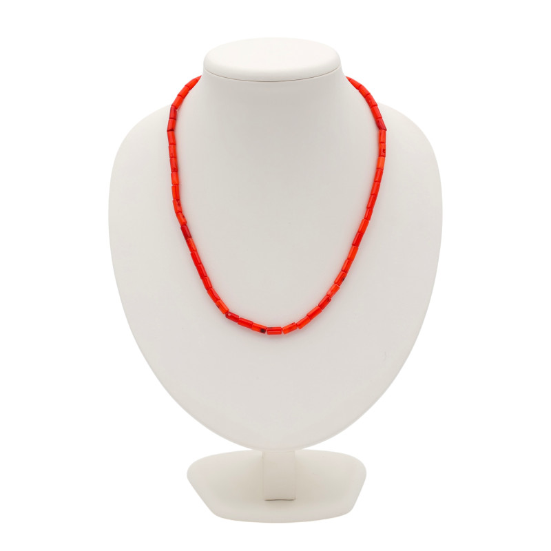 Бусы из природного коралла