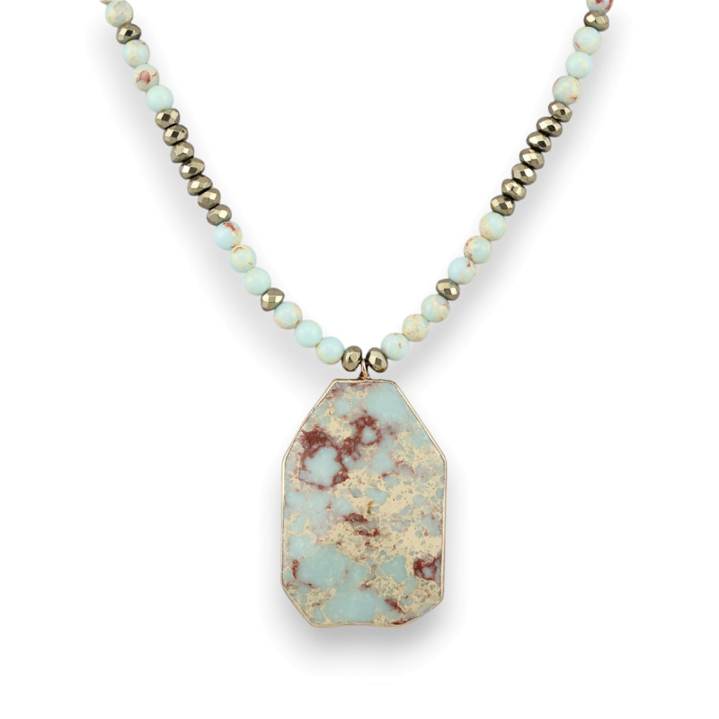 Бусы с варисцитом и пиритом