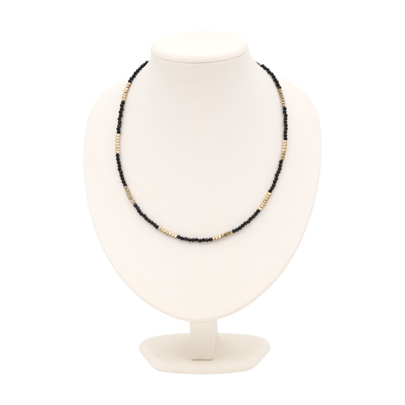 Колье на ювелирном тросике с пиритом и шпинелью