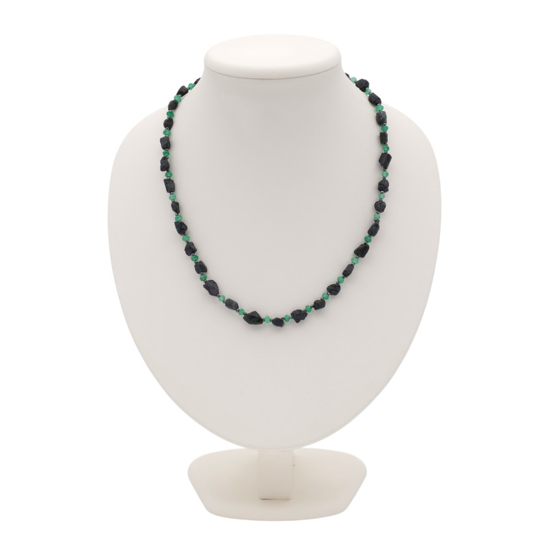 Бусы с турмалином, изумрудом и гематитом