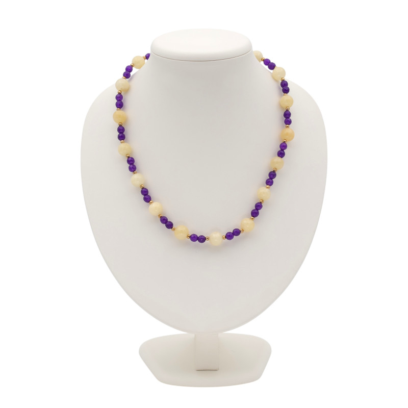 Бусы на ювелирном тросике с жадеитом