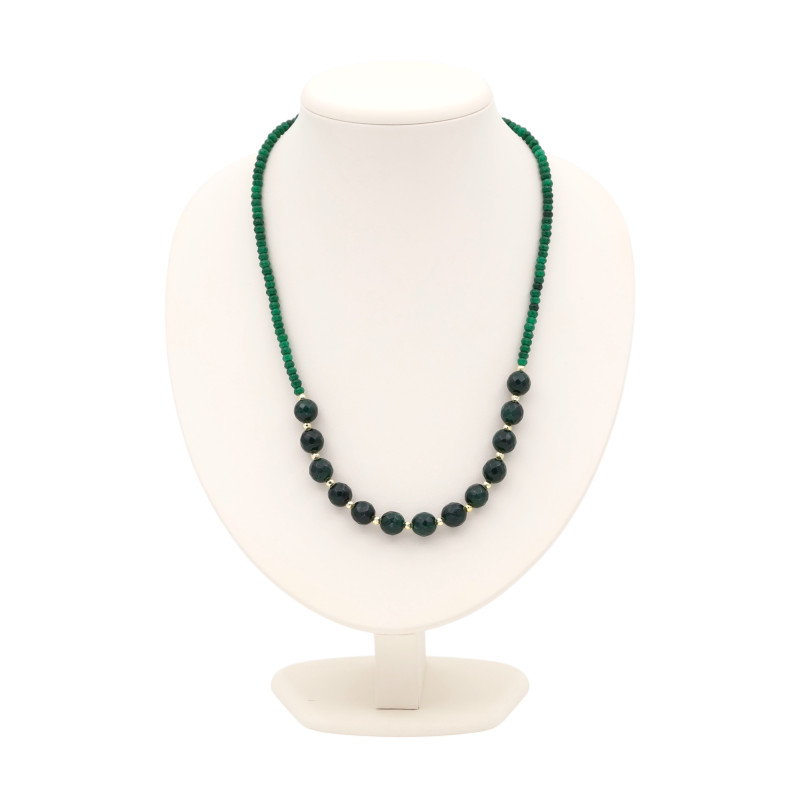 Бусы из изумрудов