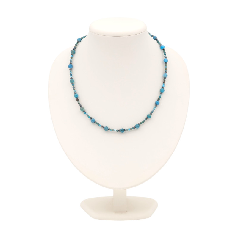 Бусы с апатитом и гематитом