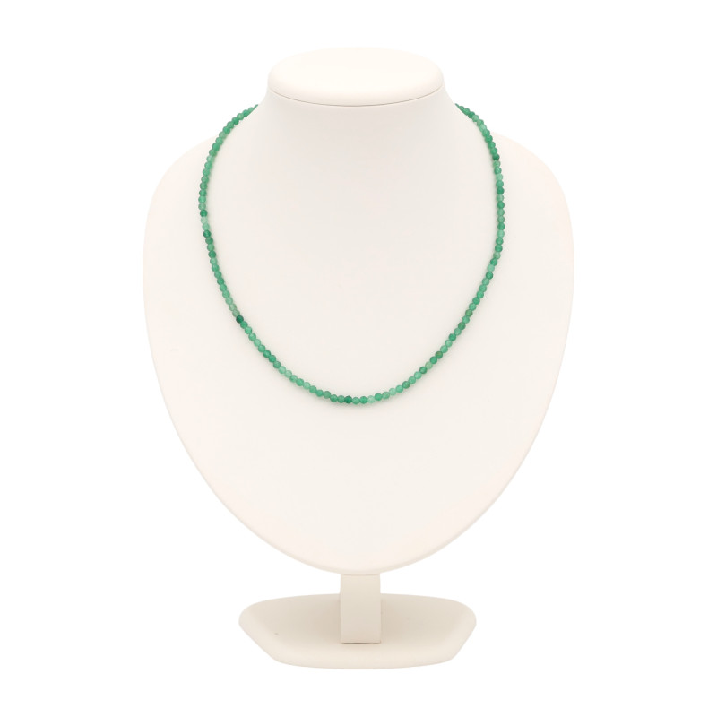 Изумрудные бусы