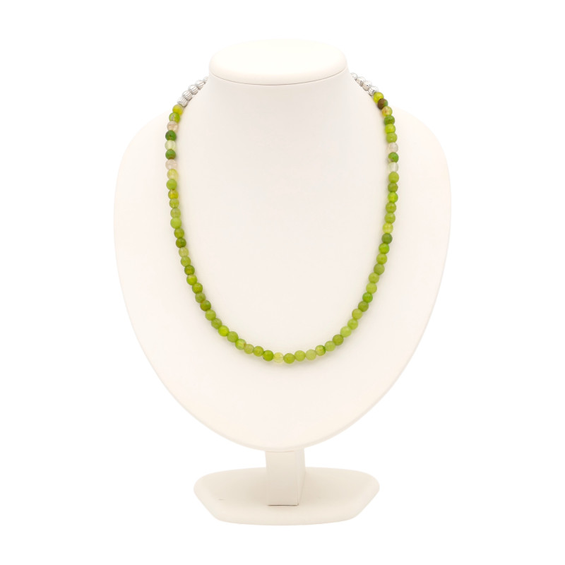 Бусы из жадеита