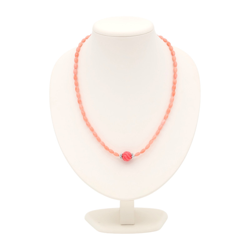 Бусы с кораллом