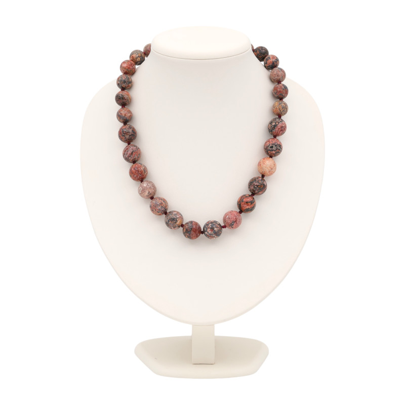 Бусы из яшмы