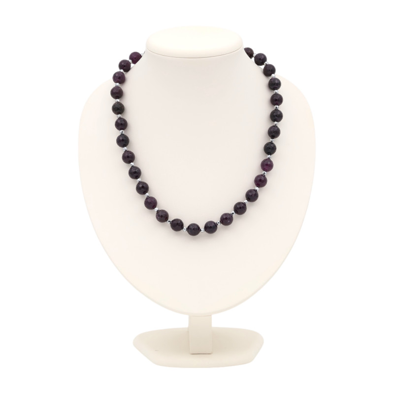 Бусы с чароитом и гематитом