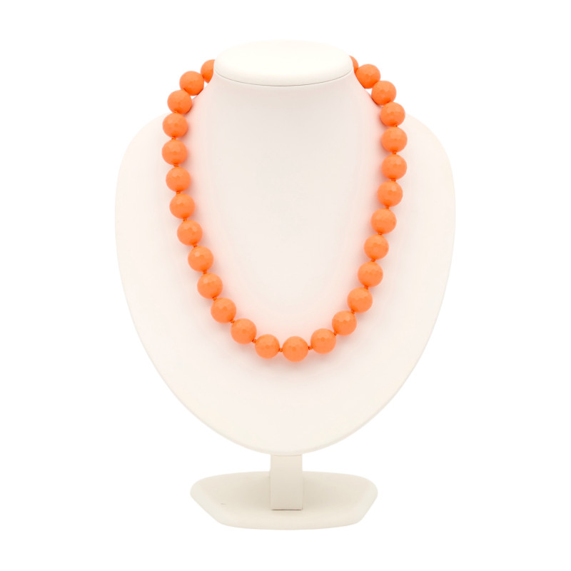 Бусы из прессованного коралла