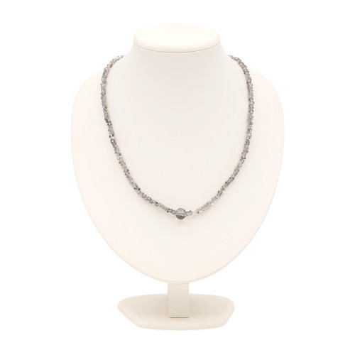 Бусы из синтетического бриллианта