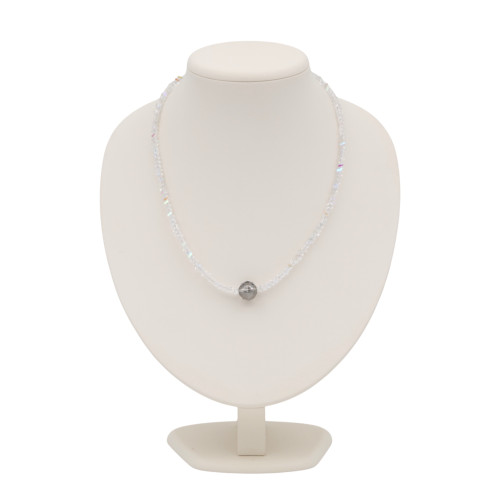 Бусы с синтетическим бриллиантом