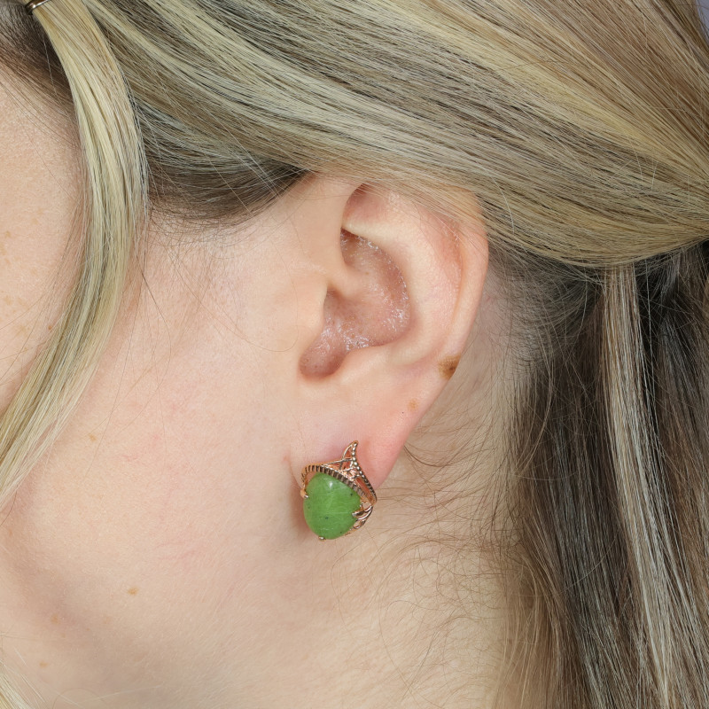 Серебряные серьги с нефритом