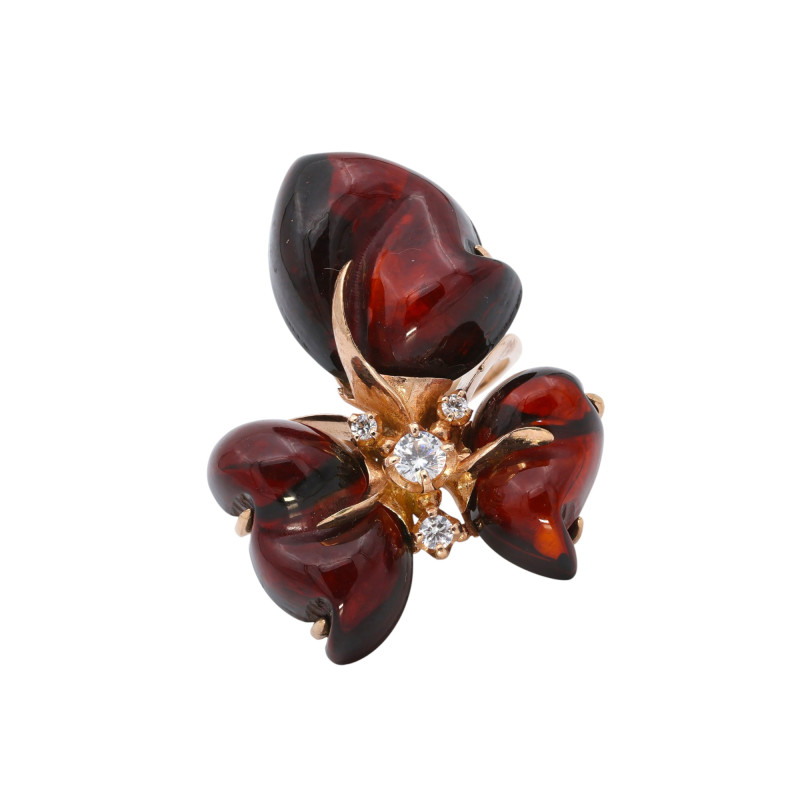 Кольцо с янтарём и фианитами