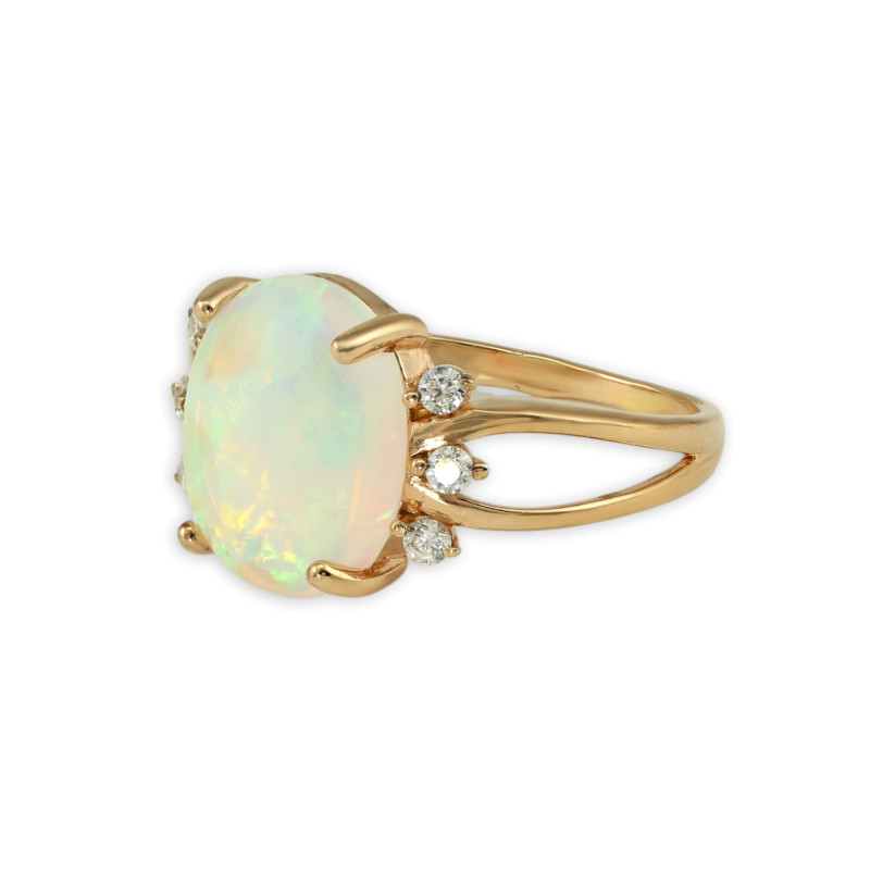 Кольцо из серебра с опалом и фианитами