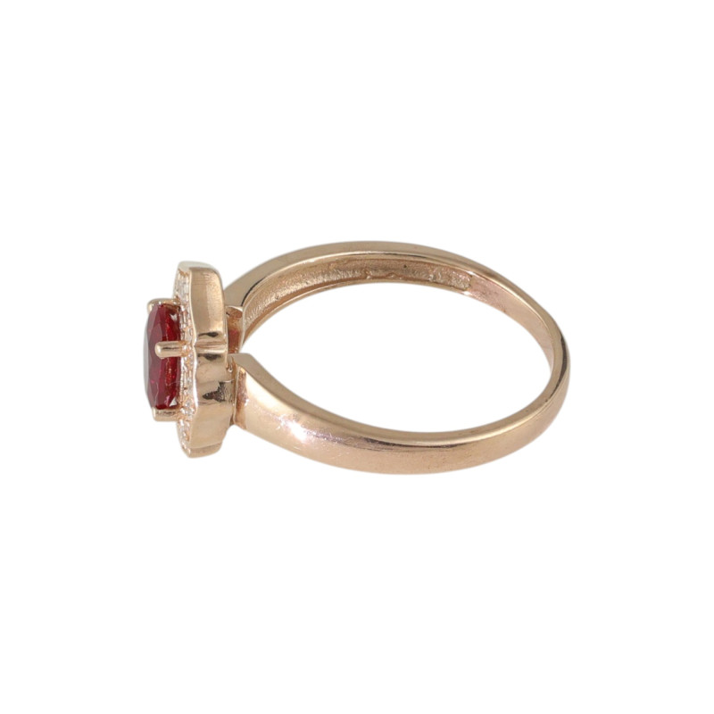 Кольцо с синтетическим рубином и фианитами