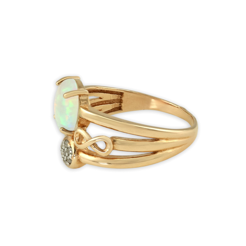 Кольцо из серебра с опалом