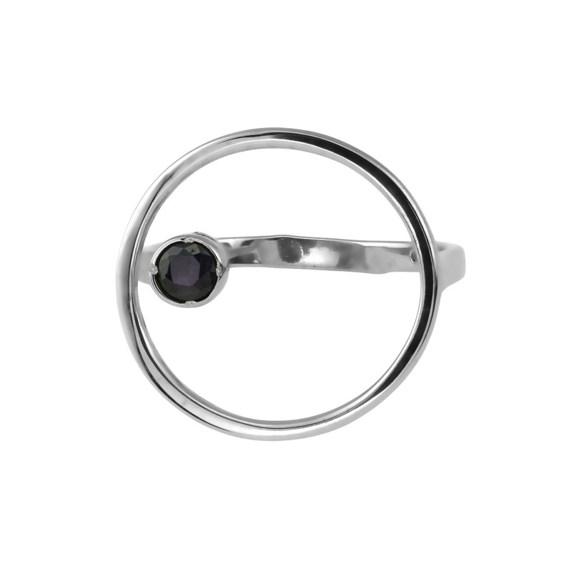 Серебряное кольцо с сапфиром