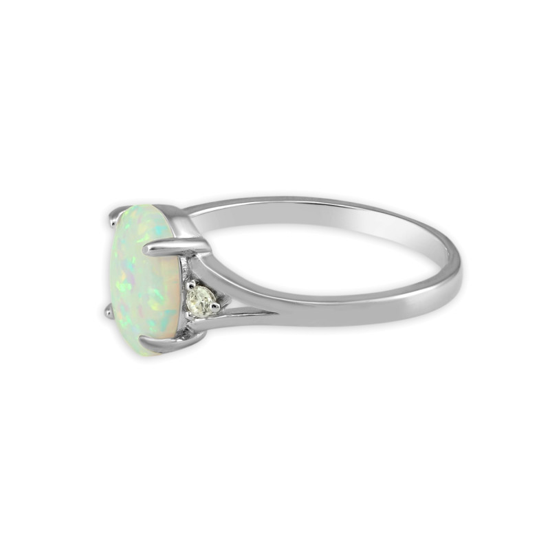 Серебряное кольцо с опалом 