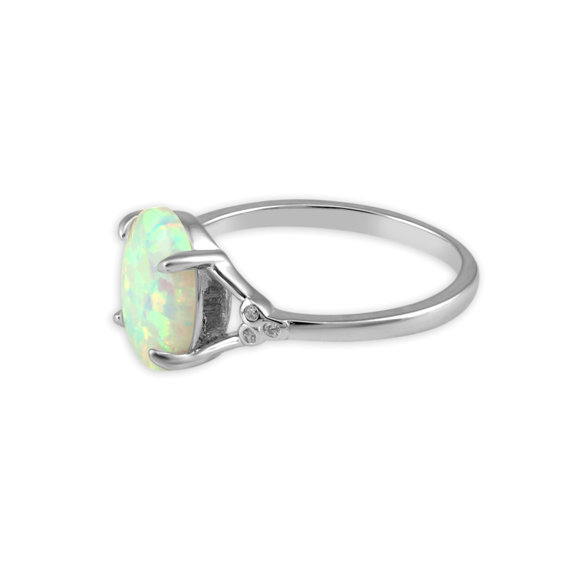 Серебряное кольцо с опалом