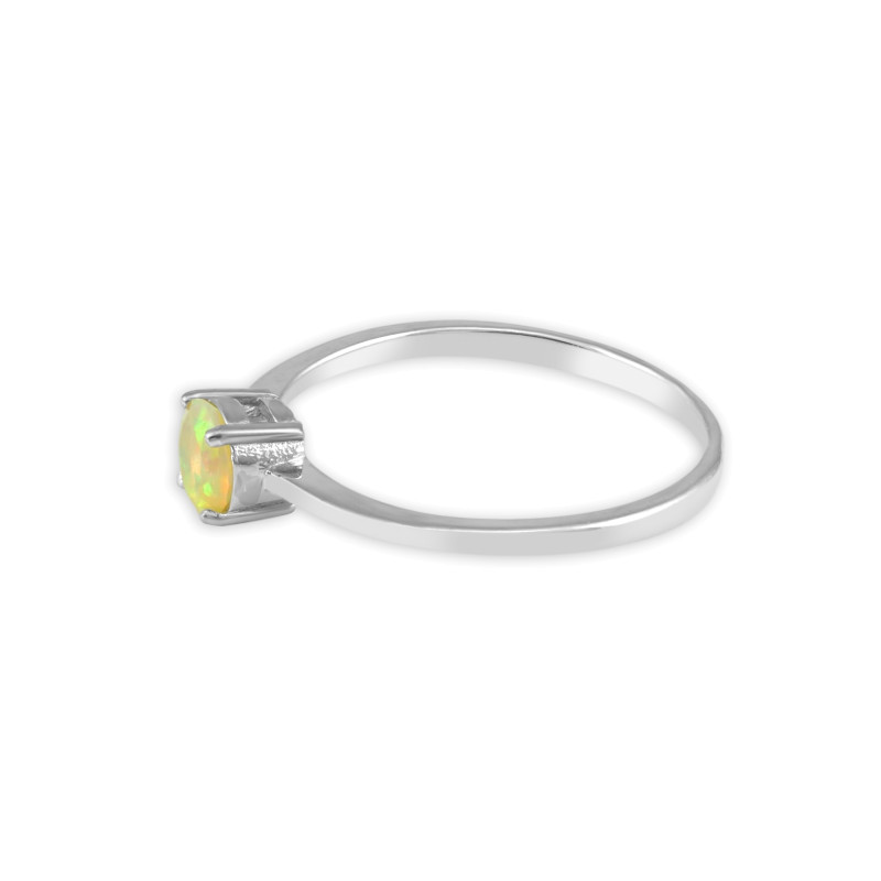 Серебряное кольцо с опалом