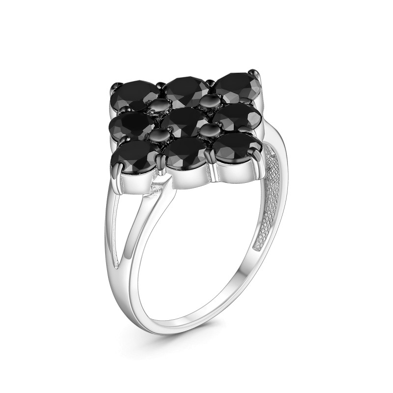 Серебряное кольцо с чёрной шпинелью