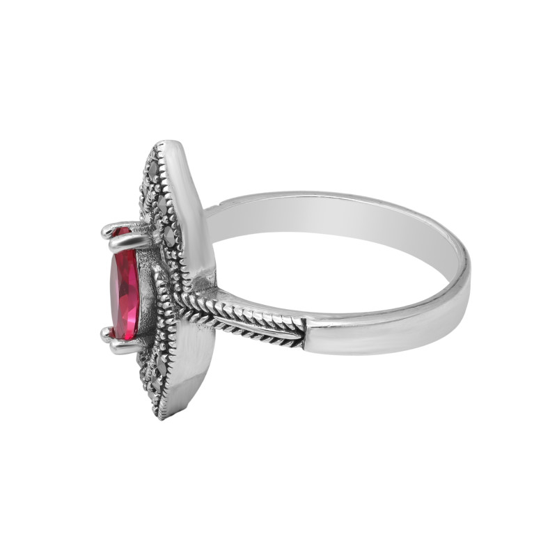 Кольцо серебряное с выращенным рубином и марказитами