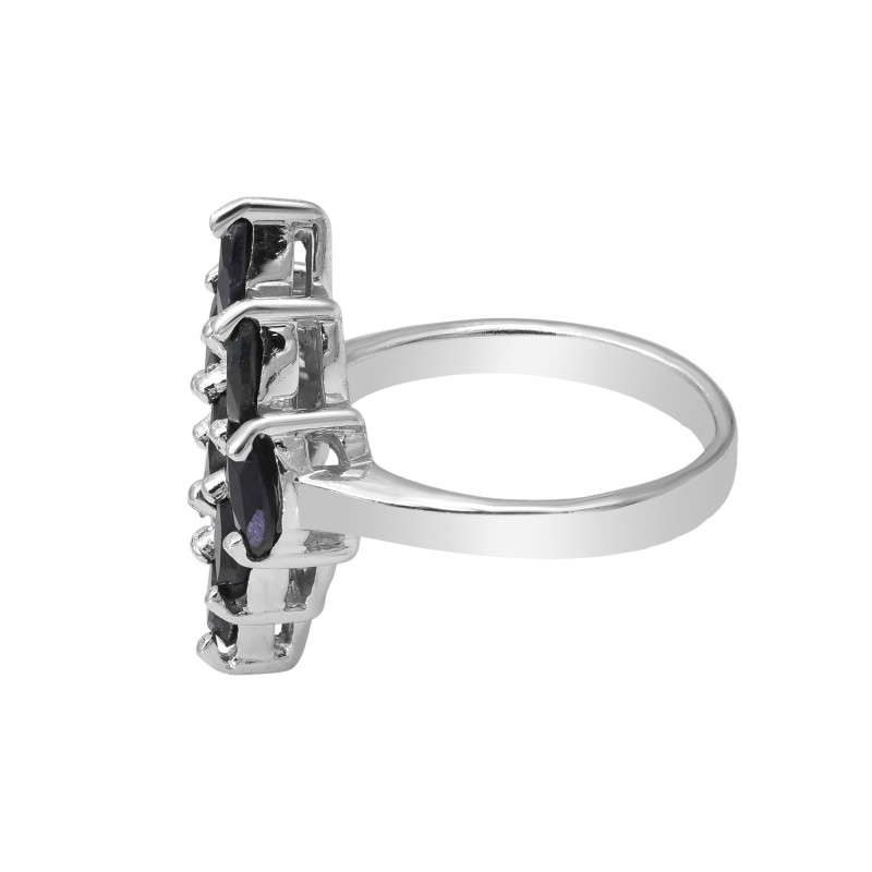 Серебряное кольцо с натуральными сапфирами