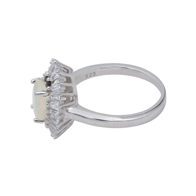 Серебряное кольцо с опалом и шпинелью