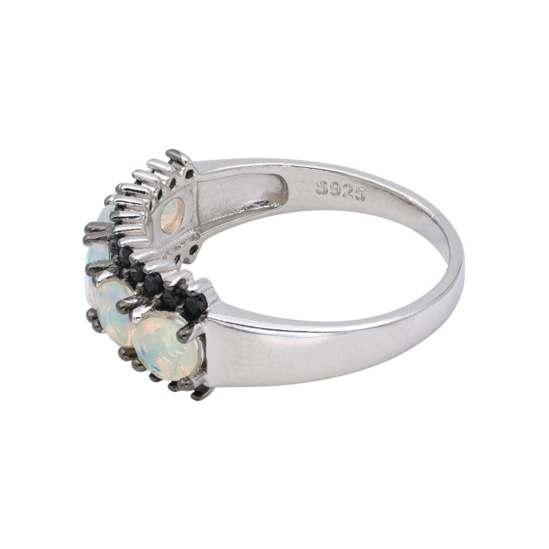 Кольцо из серебра с опалом и шпинелью