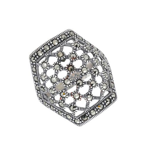 Серебряное кольцо с марказитом