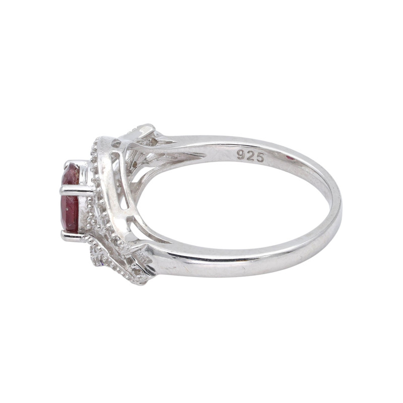 Кольцо из серебра с рубином