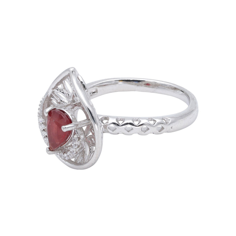 Кольцо из серебра с рубином