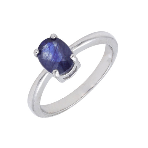 Серебряное кольцо с сапфиром