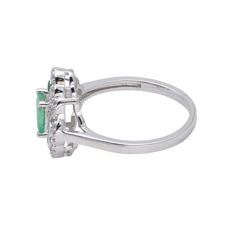 Кольцо из серебра с изумрудами