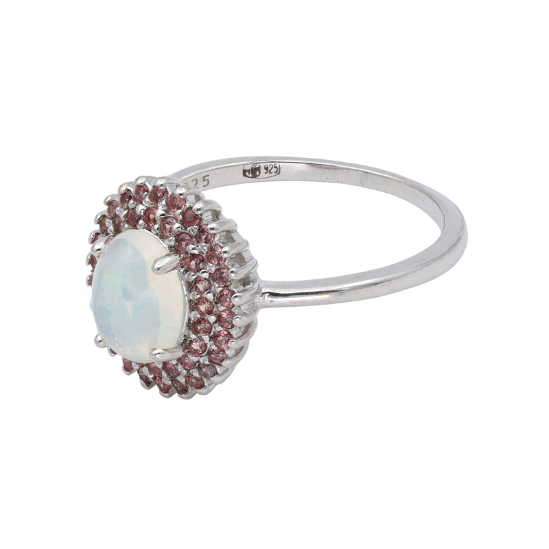 Кольцо из серебра с опалом