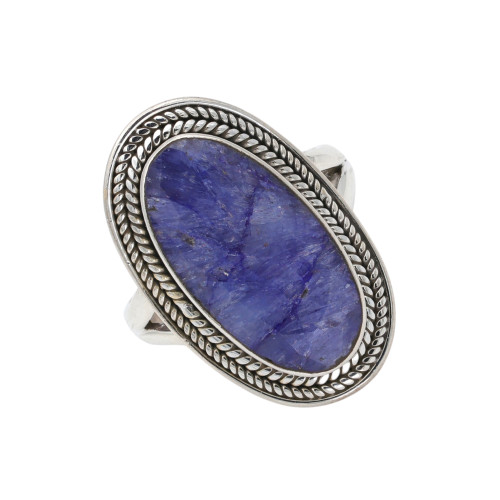 Серебряное кольцо с сапфиром