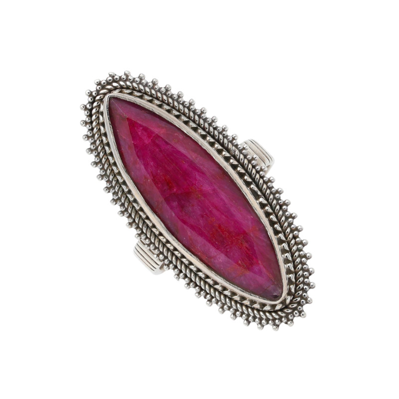 Серебряное кольцо с рубином