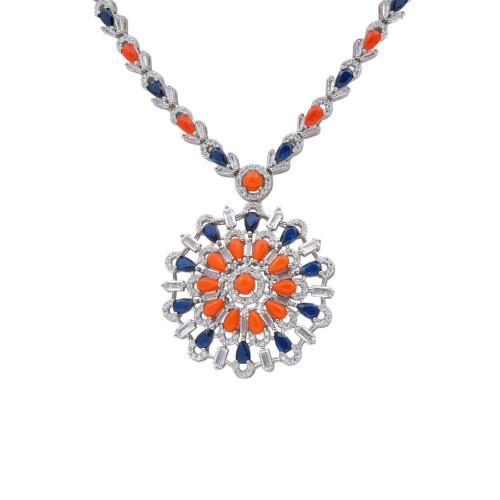 Серебряное колье с кораллами