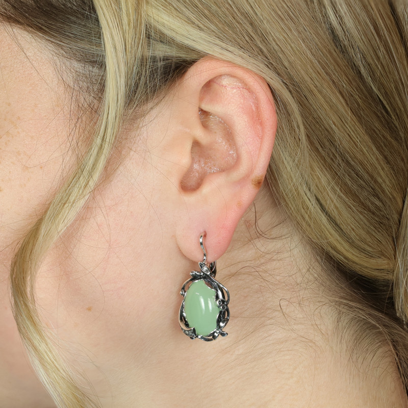 Серебряные серьги с искусственным нефритом