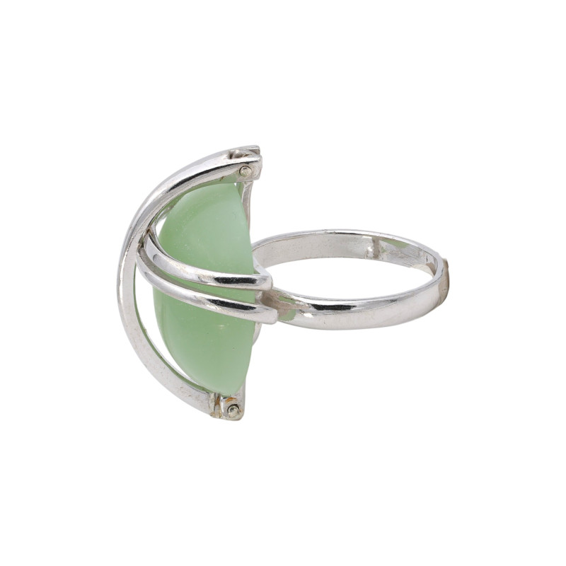 Серебрянное кольцо с искусственным нефритом