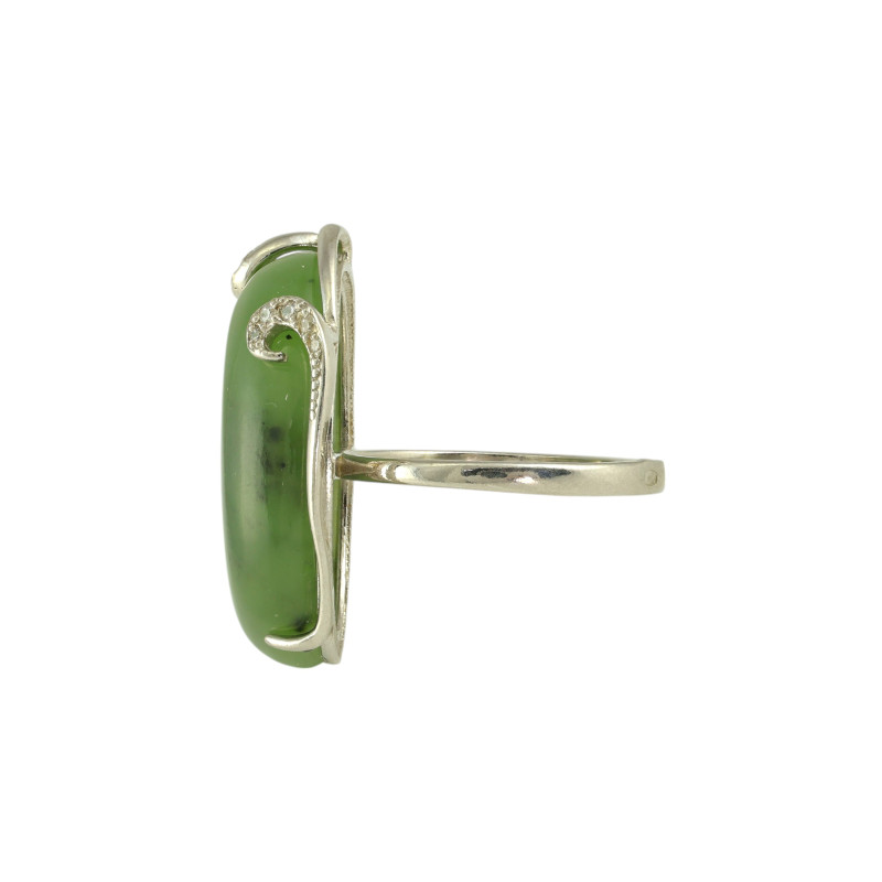 Кольцо из серебра с натуральным нефритом